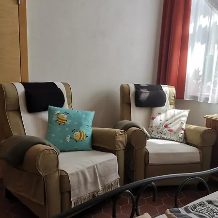 Appartement Vielstubenhaus - August Pirna